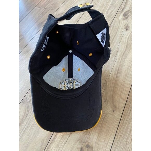 Boston Bruins CCM Hat - Picture 5 of 5